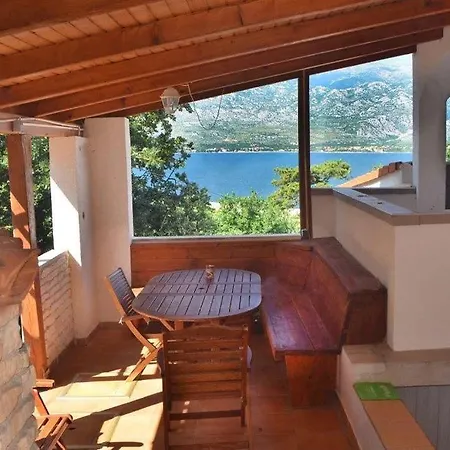 Fuer Vier Personen Mit Terrasse Apartment *