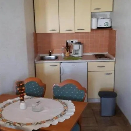 Fuer Vier Personen Mit Terrasse Apartment *